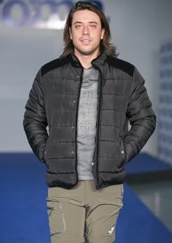 Joma ANORACK INVICTUS BLACK